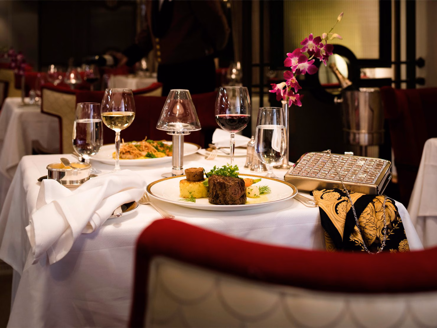 Make a dining reservation
