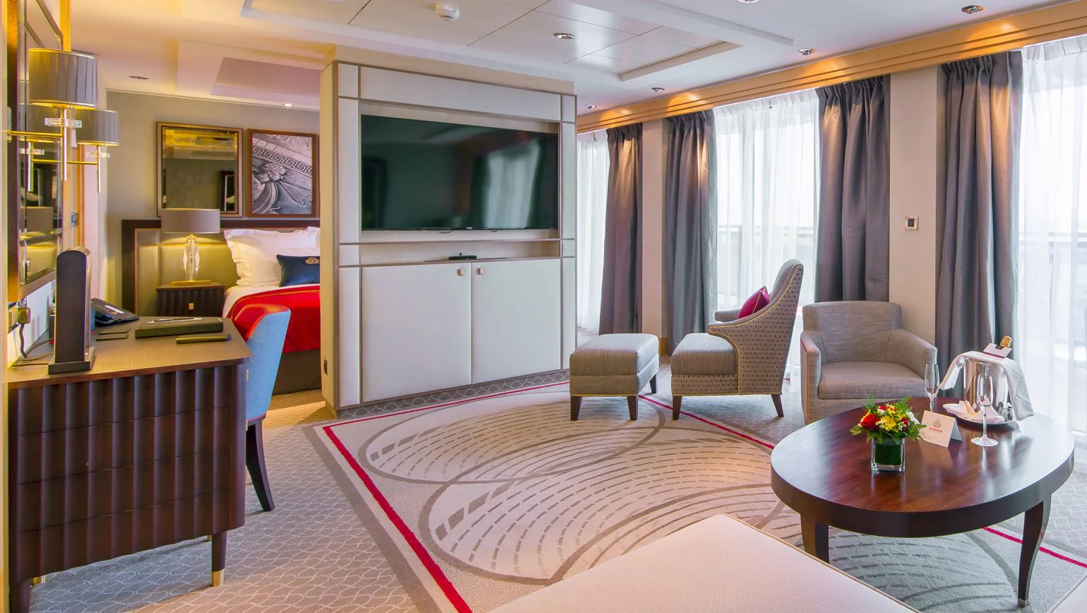 Suite lounge