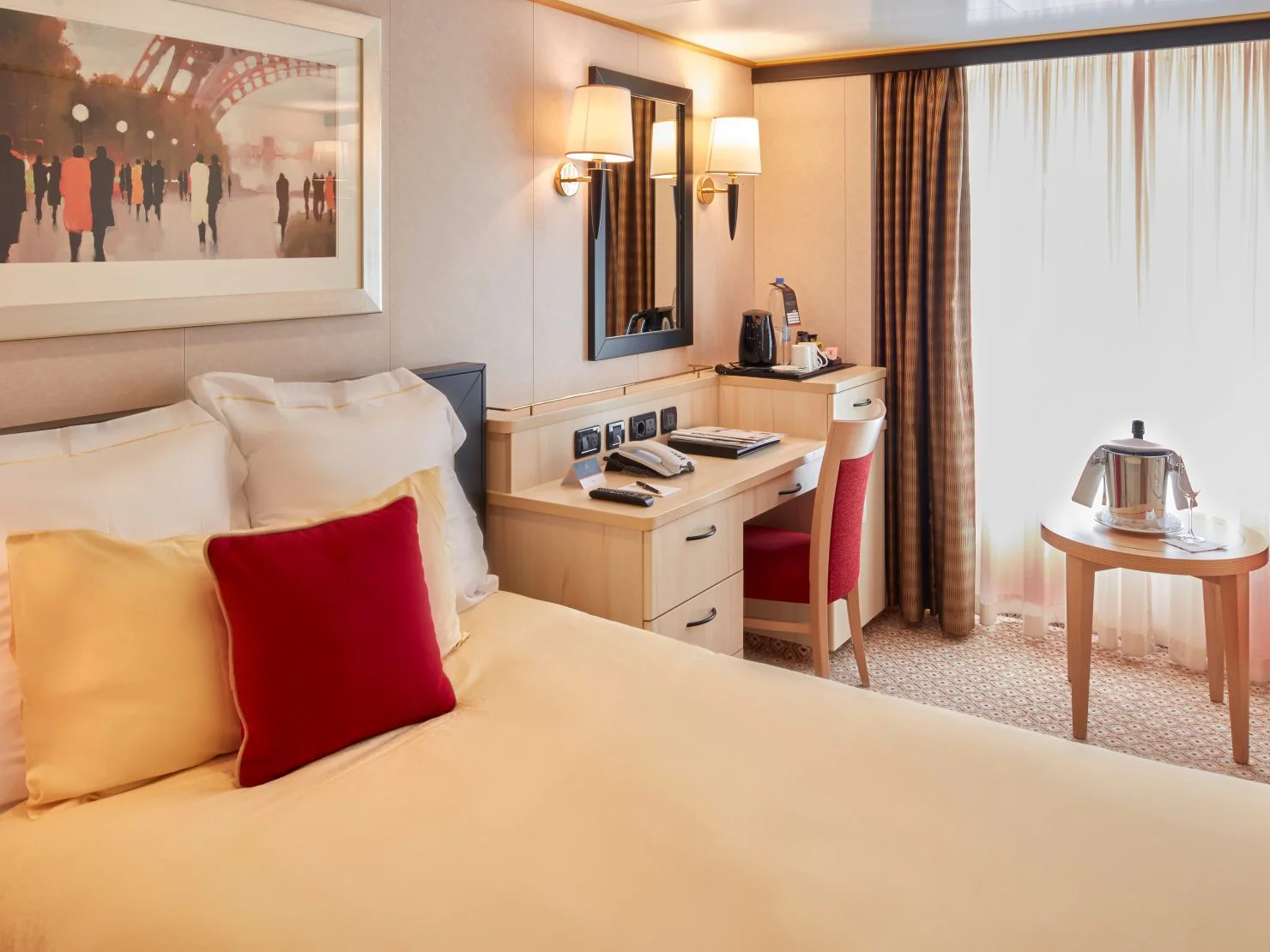Single staterooms on Queen Victoria