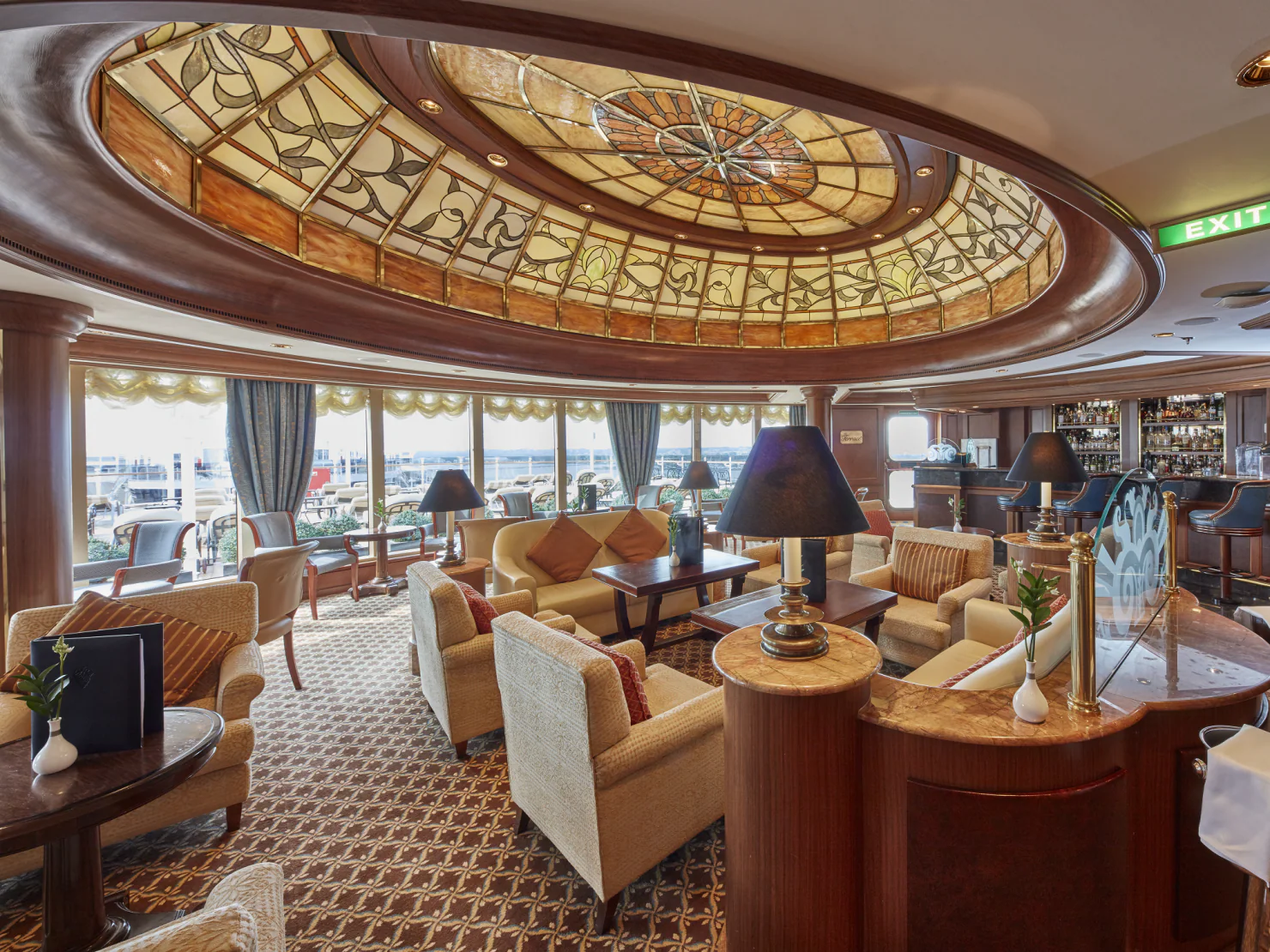 Grills Lounge on Queen Victoria